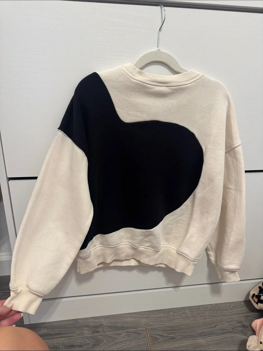 Old Navy Girls Cream Crewneck Sweatshirt with Black Graphic Panel